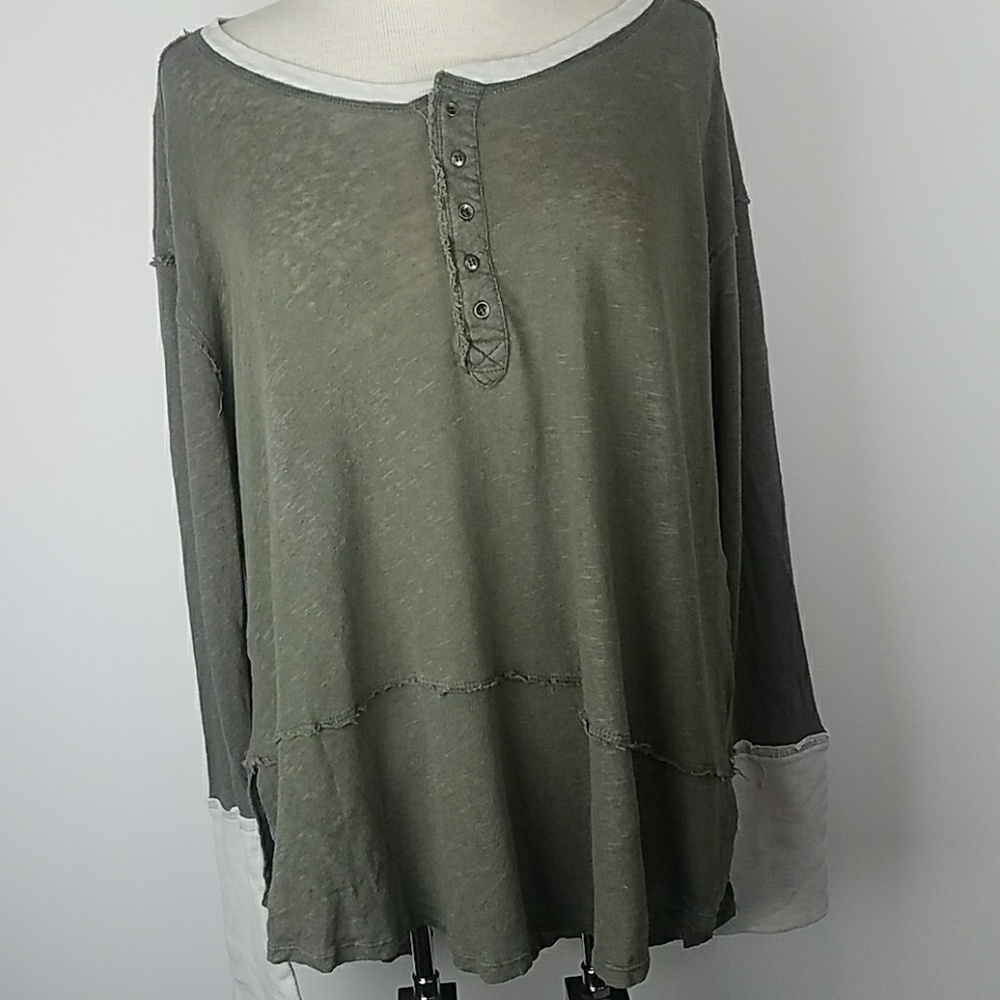 Free People Long Sleeve Top . B01-05